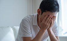 感情的に書き込んだことを深く後悔し、相手に謝罪して穏便に解決したい